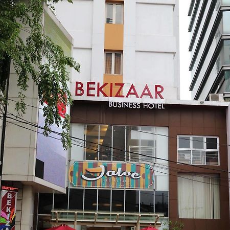 Bekizaar Hotel Surabaya Exterior foto
